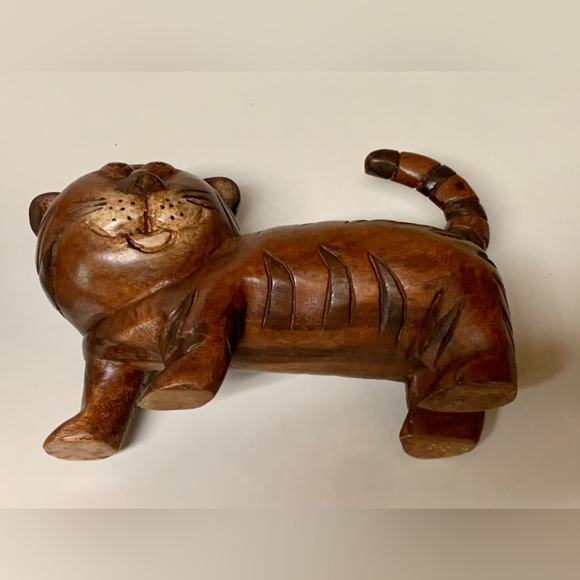 Vintage Mid Century Antique Solid Hand Carved Baby Tiger Cat Figurine Sculpture - Picture 9 of 16